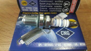 Свічка запалювання Газель, УАЗ, ЗАЗ 1102-05 дв. 405 під ГБО комплект під 16 ключ Silver BR DR17YS.4K (пр-во Brisk)