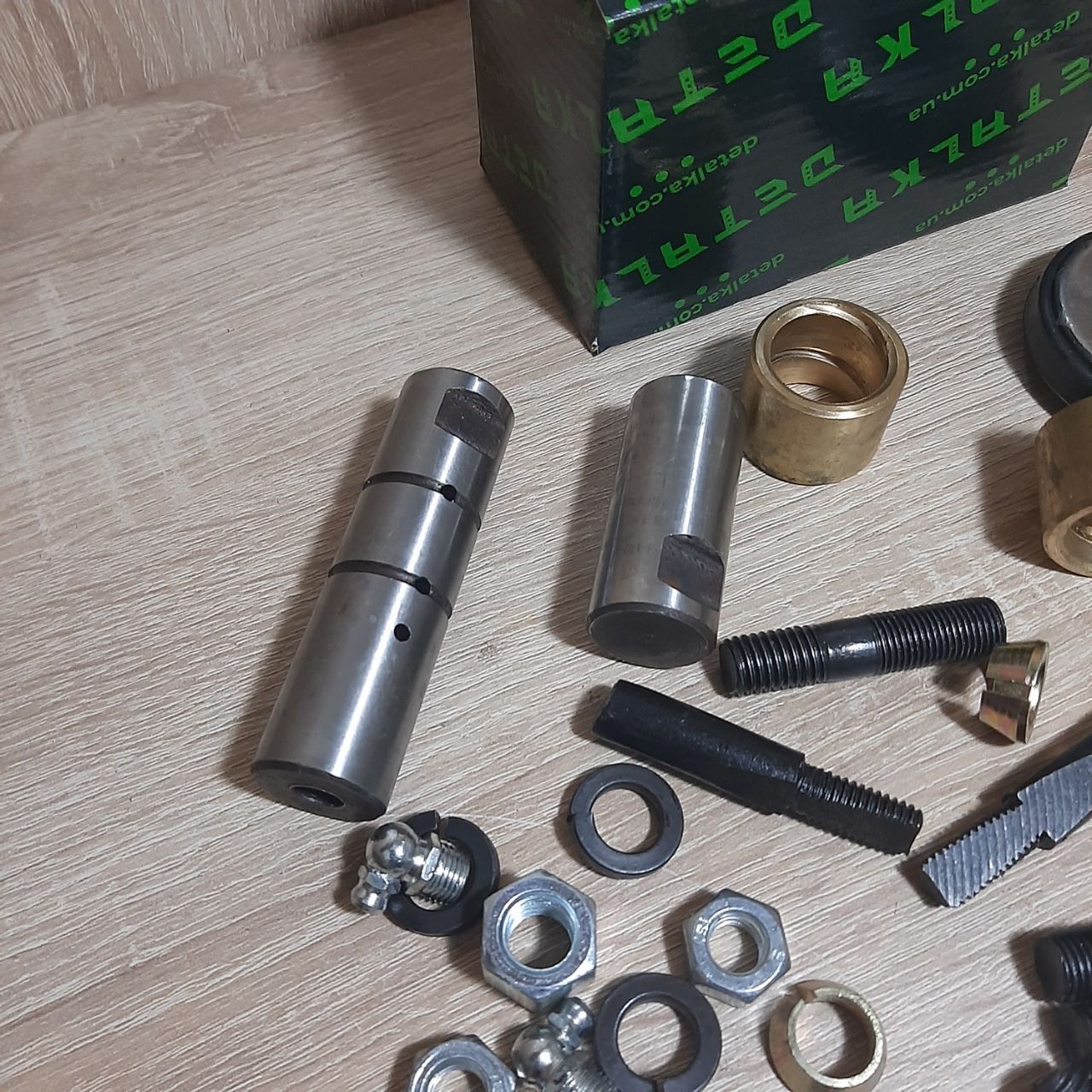 Шкворень Газель, Соболь, Рута, Бизнес передний полноприводный 4х4 (комплект на одну сторону) (пр-во DETALKA)