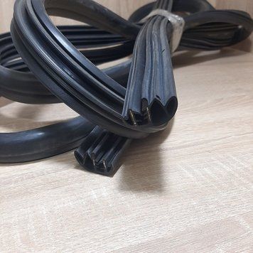 Ущільнювач отвору дверей Газель NEXT від'їзної (покупн.ГАЗ), Черный